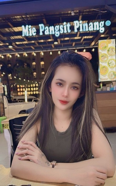MEITU_20250818_140219464_copy_408x654.jpg