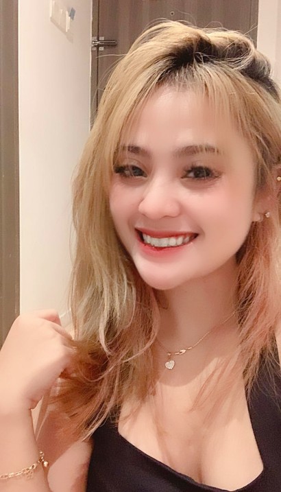 MEITU_20250829_180551696_copy_410x717.jpg